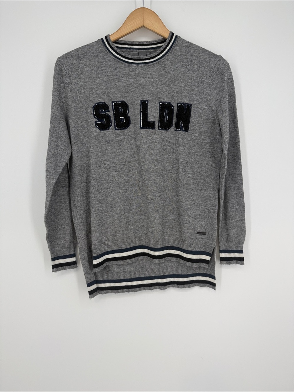 Sweaty Betty Grey Crewneck Sweater with Navy Trim